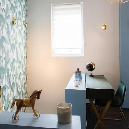 Maison Triplex Jj - Ecrin Verdoyant Au Coeur De Apartment *